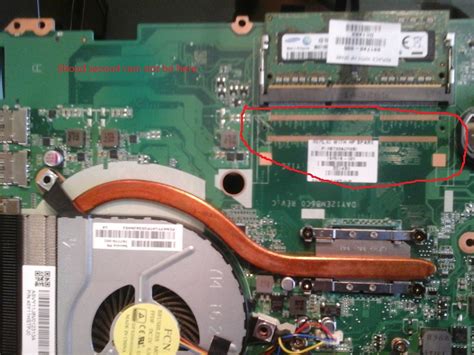 [SOLVED] Cannot locate second ram slot on laptop.